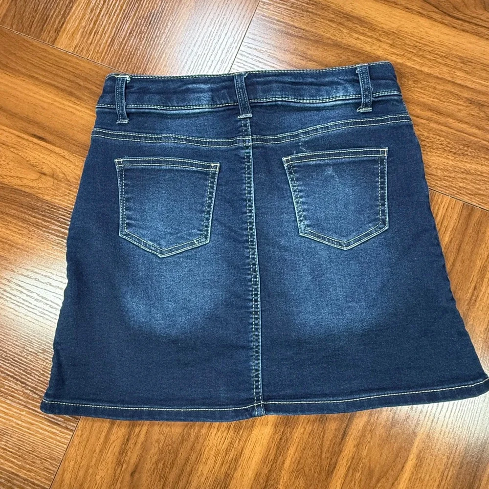 Cat & Jack Girls Blue Denim Mini Skirt Super Stretch Button Front Size L 10/12